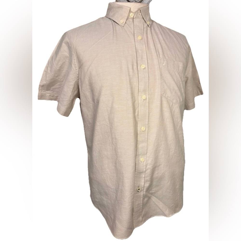 Nautica Cream Casual Button Down Shirt Classic Collar Short Sleeves